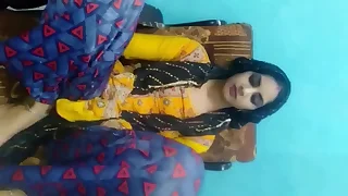 Sex close to My cute newly married neighbour bhabhi, desi bhabhi sex motion picture on every side hindi audio